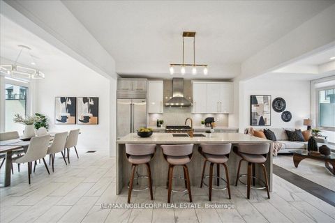 Photo 10 at 45 Globemaster Lane, Oak Ridges, Richmond Hill