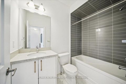 Photo 25 at 45 Globemaster Lane, Oak Ridges, Richmond Hill