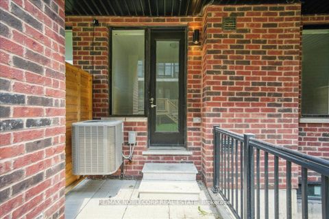 Photo 36 at 45 Globemaster Lane, Oak Ridges, Richmond Hill