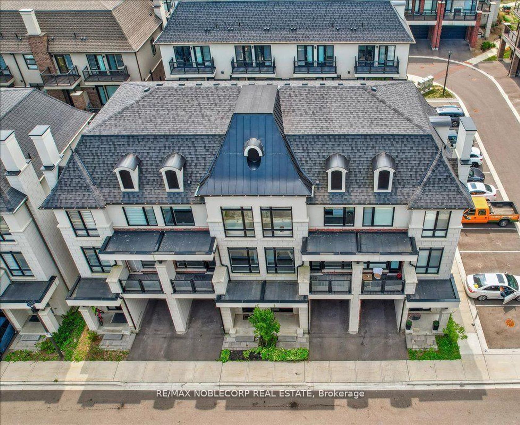 45 Globemaster Lane, Oak Ridges, Richmond Hill 