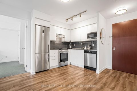 Photo 9 at 602 - 120 Varna Drive, Glen Park, Toronto