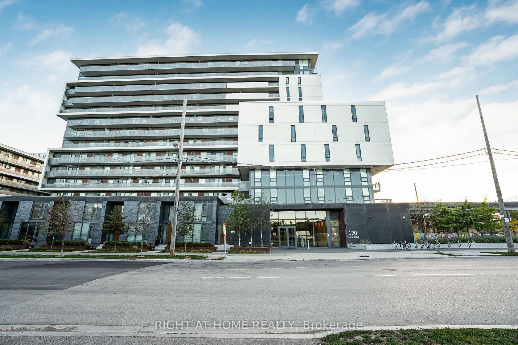 602 - 120 Varna Drive, Glen Park, Toronto 
