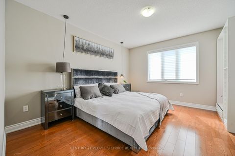 Photo 30 at 39 Munsie Drive, Nobleton, King