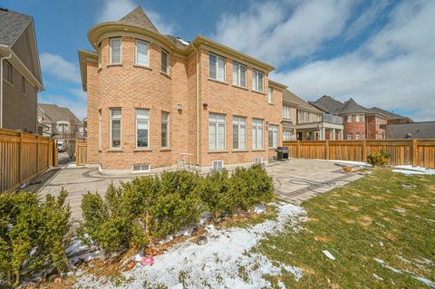 Photo 49 at 39 Munsie Drive, Nobleton, King