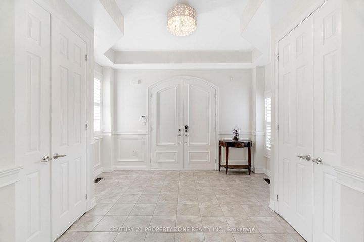 Photo 4 at 5198 Adobe Court, Churchill Meadows, Mississauga