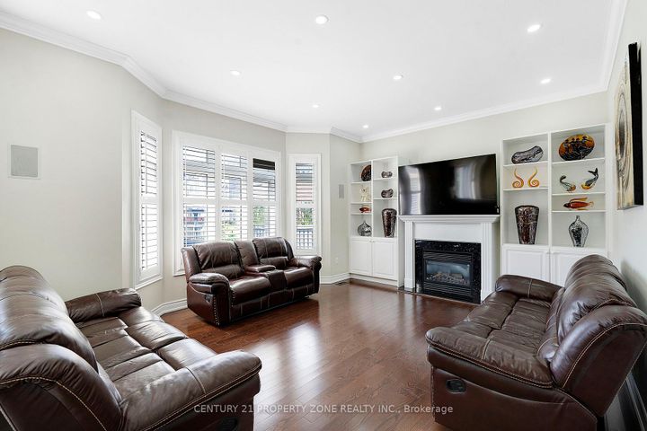 Photo 10 at 5198 Adobe Court, Churchill Meadows, Mississauga