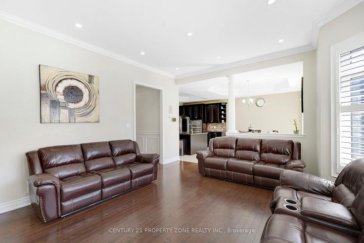 Photo 11 at 5198 Adobe Court, Churchill Meadows, Mississauga