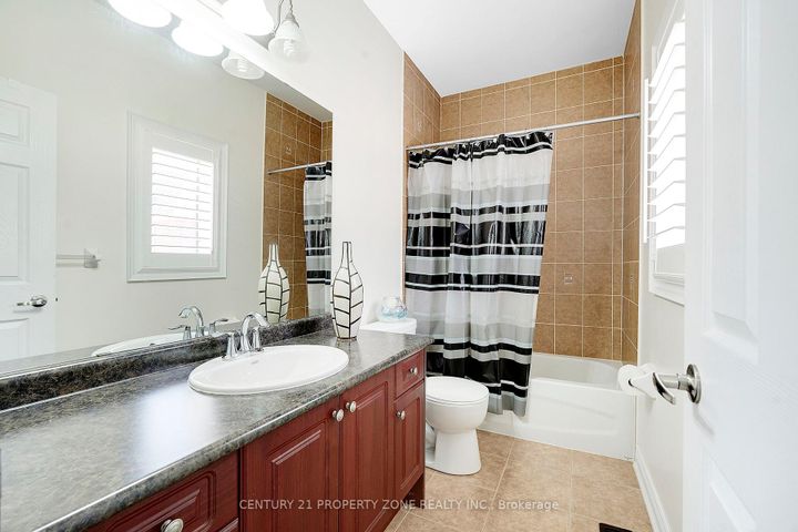 Photo 26 at 5198 Adobe Court, Churchill Meadows, Mississauga