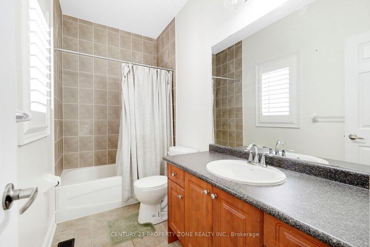 Photo 28 at 5198 Adobe Court, Churchill Meadows, Mississauga
