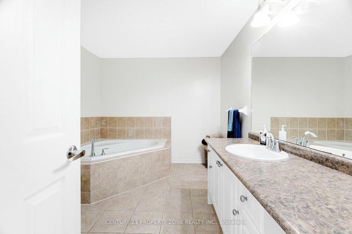 Photo 42 at 5198 Adobe Court, Churchill Meadows, Mississauga