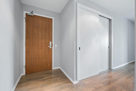Photo 4 at 413 - 783 Bathurst Street, University, Toronto