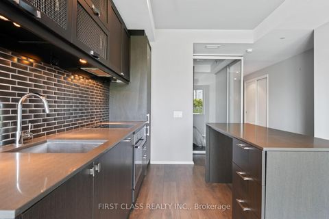 Photo 10 at 413 - 783 Bathurst Street, University, Toronto