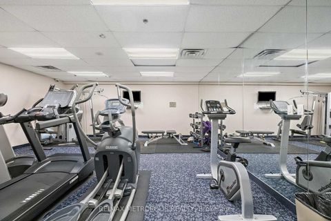 Photo 19 at 701 - 81 Townsgate Drive, Yorkhill, Vaughan