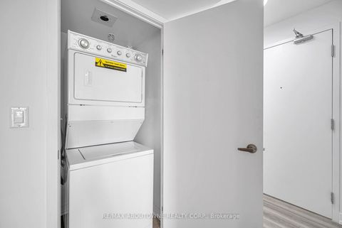 Photo 4 at 1105 - 1410 Dupont Street, Junction, Toronto