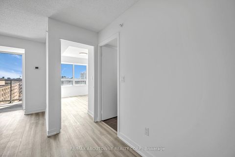 Photo 12 at 1105 - 1410 Dupont Street, Junction, Toronto