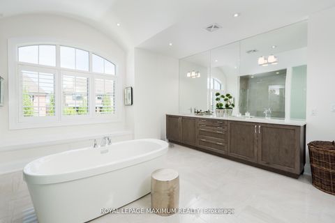 Photo 27 at 49 Mary Natasha Court, Kleinburg, Vaughan