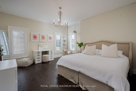 Photo 29 at 49 Mary Natasha Court, Kleinburg, Vaughan