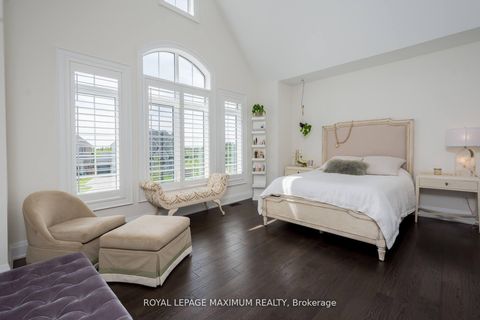 Photo 31 at 49 Mary Natasha Court, Kleinburg, Vaughan
