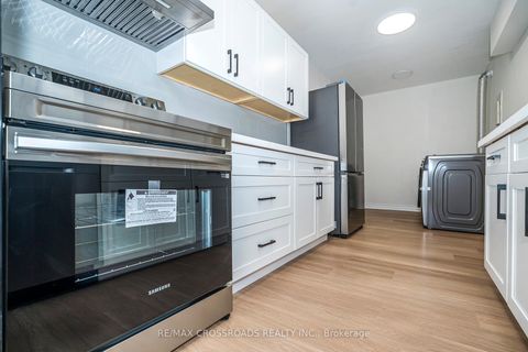 Photo 18 at 806 - 320 Dixon Road, The Westway, Toronto