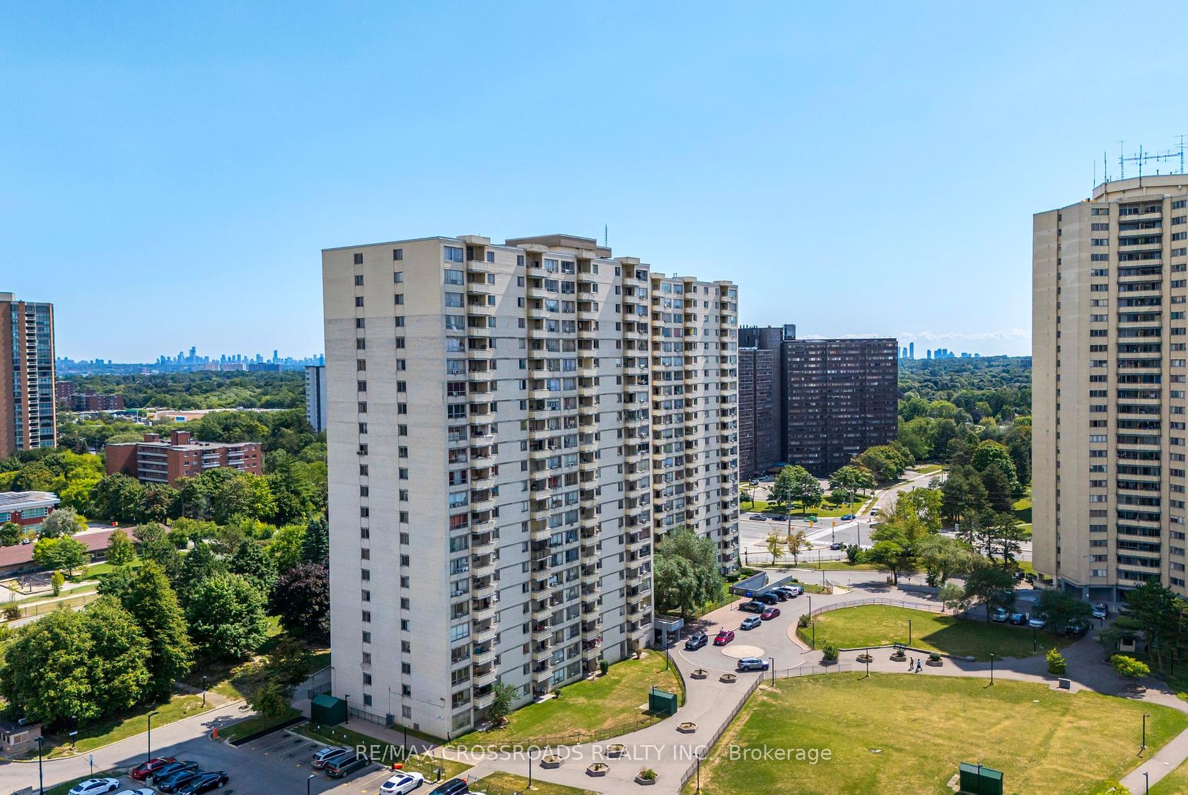 806 - 320 Dixon Road, The Westway, Toronto 