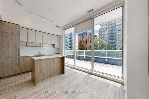 Photo 8 at #402 - 15 Holmes Avenue, Willowdale East, Toronto