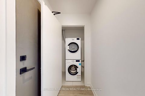 Photo 21 at #402 - 15 Holmes Avenue, Willowdale East, Toronto