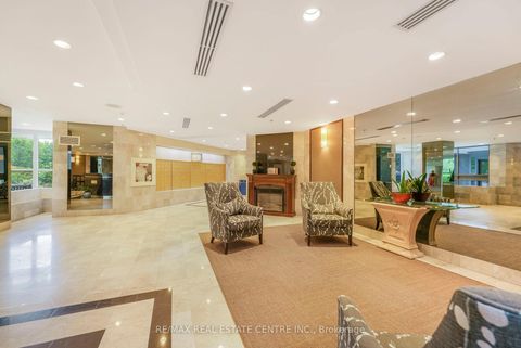 Photo 4 at 407 - 3233 Eglinton Avenue E, Scarborough Village, Toronto