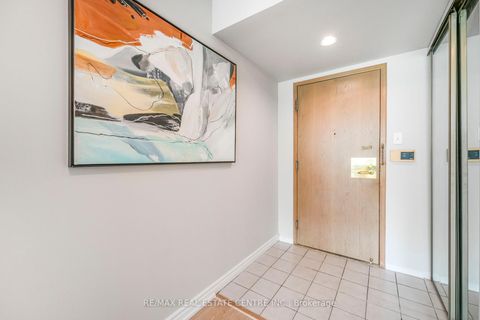 Photo 10 at 407 - 3233 Eglinton Avenue E, Scarborough Village, Toronto