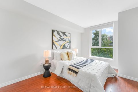Photo 24 at 407 - 3233 Eglinton Avenue E, Scarborough Village, Toronto