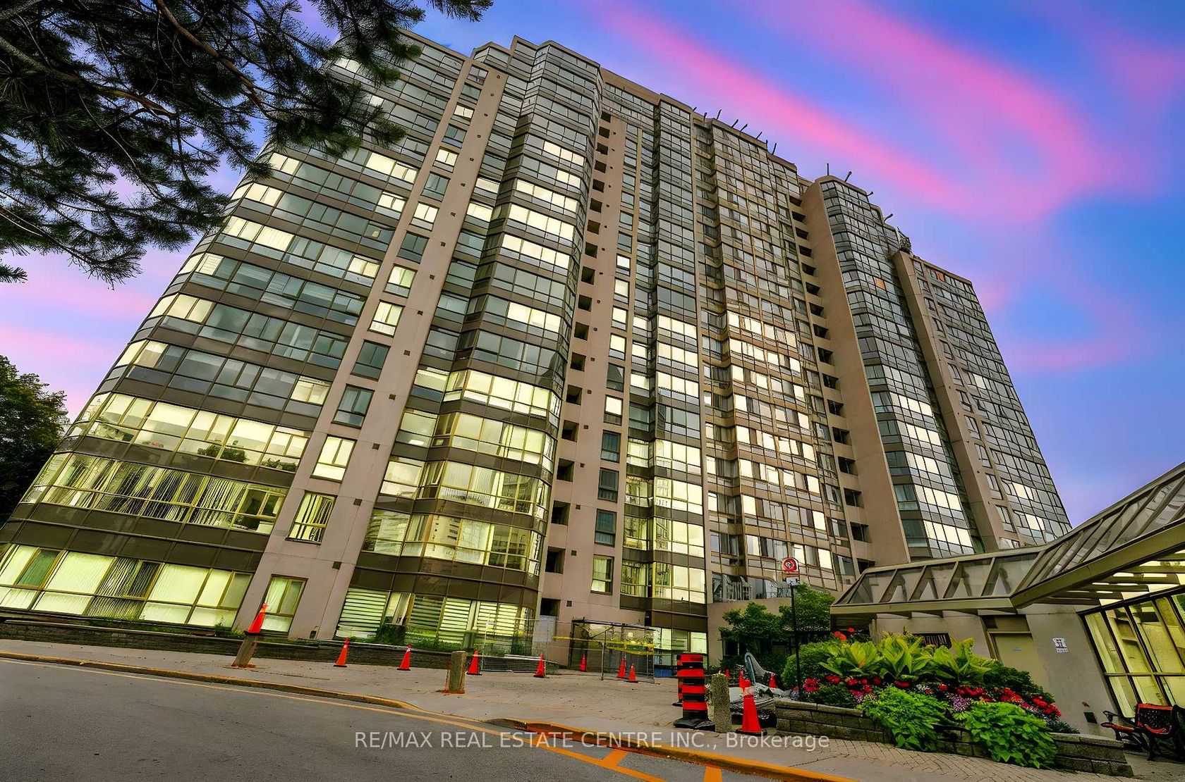 407 - 3233 Eglinton Avenue E, Scarborough Village, Toronto 