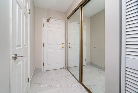 Photo 3 at 712 - 175 Cedar Avenue, Harding, Richmond Hill