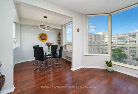 Photo 8 at 712 - 175 Cedar Avenue, Harding, Richmond Hill