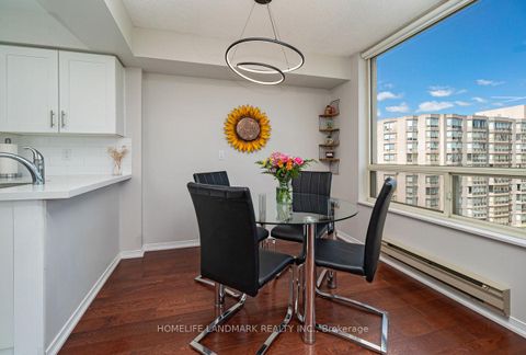 Photo 9 at 712 - 175 Cedar Avenue, Harding, Richmond Hill