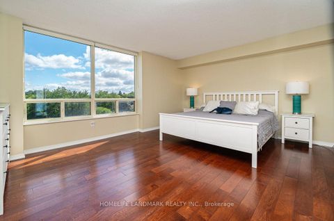 Photo 14 at 712 - 175 Cedar Avenue, Harding, Richmond Hill