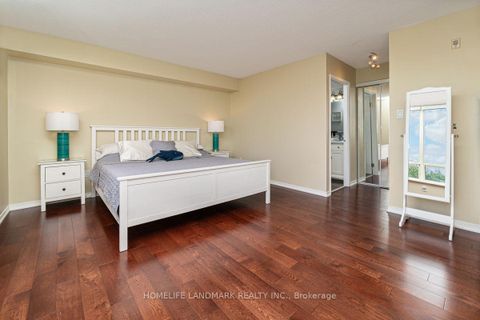 Photo 15 at 712 - 175 Cedar Avenue, Harding, Richmond Hill