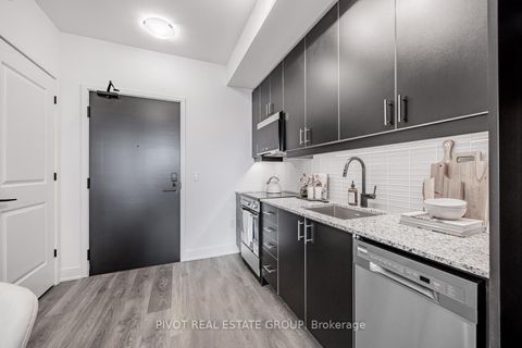 Photo 2 at 440 - 2343 Khalsa Gate, WM Westmount, Oakville