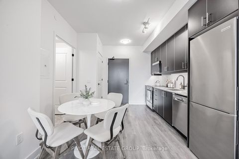 Photo 7 at 440 - 2343 Khalsa Gate, WM Westmount, Oakville