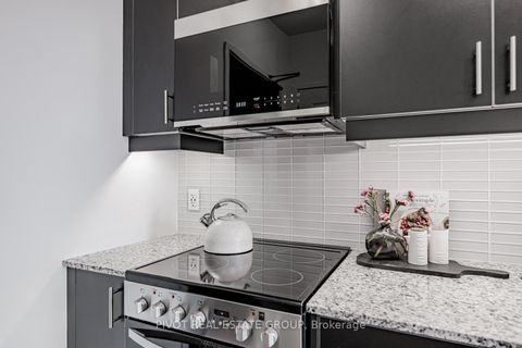 Photo 10 at 440 - 2343 Khalsa Gate, WM Westmount, Oakville