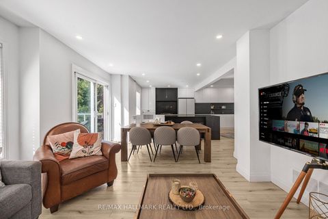 Photo 10 at 133 Heathwood Heights Drive, Hills of St Andrew, Aurora