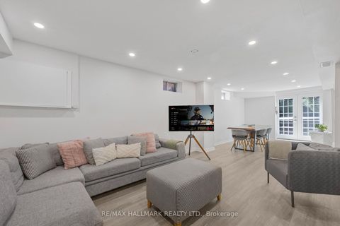 Photo 30 at 133 Heathwood Heights Drive, Hills of St Andrew, Aurora