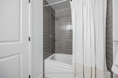 Photo 30 at 615 - 2343 Khalsa Gate, WM Westmount, Oakville