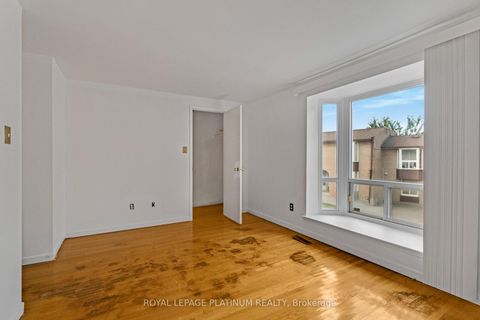 Photo 9 at 48 - 246 John Garland Boulevard, Clairville, Toronto