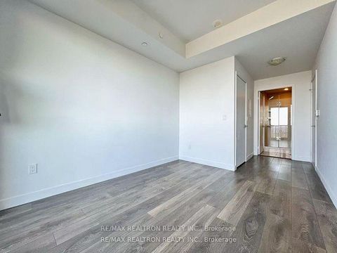 Photo 18 at 5705 - 8 Eglinton Avenue E, Mount Pleasant West, Toronto