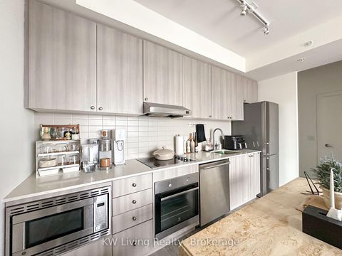 Photo 2 at 1003 - 7 Kenaston Gardens, Bayview Village, Toronto