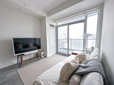 Photo 9 at 1003 - 7 Kenaston Gardens, Bayview Village, Toronto