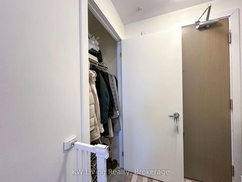 Photo 20 at 1003 - 7 Kenaston Gardens, Bayview Village, Toronto