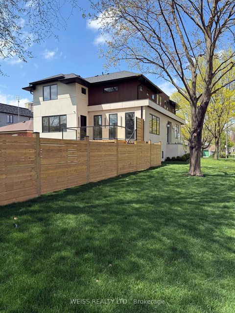 Photo 2 at 137 Bannockburn Avenue, Nortown, Toronto