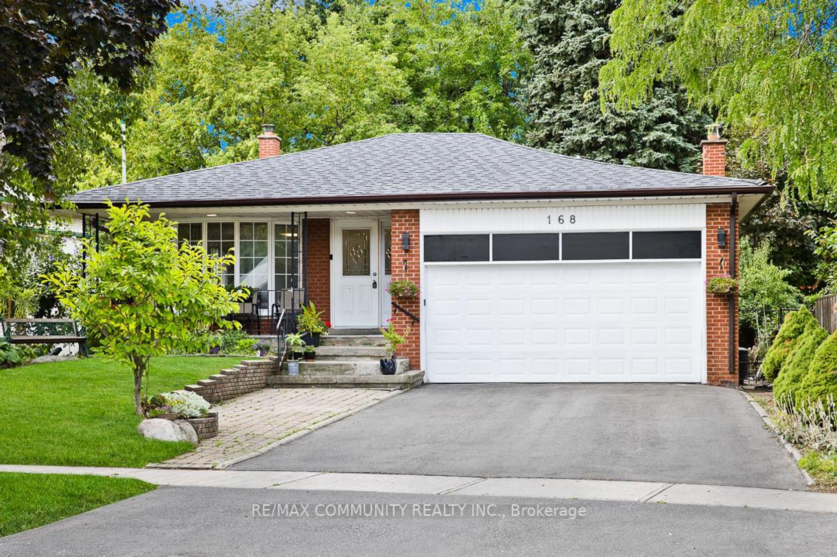 168 Kingslake Road, Don Valley Village, Toronto 