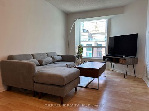 Photo 1 at PH08 - 109 Front Street E, Moss Park, Toronto