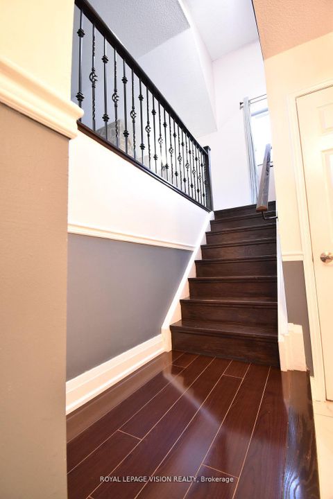 Photo 22 at 28 Valley Centre Drive, Rouge E11, Toronto